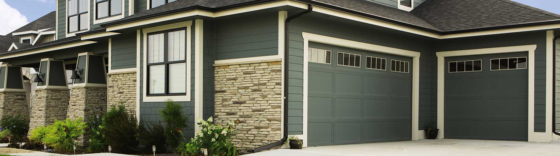 Wayne Dalton Model 9405 Des Moines Steel Garage Doors WD Door